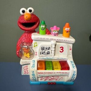 SESAME STREET- ELMO'S WORLD - POP UP,LIGHTS, MUSICAL PIANO TESTED WORKS